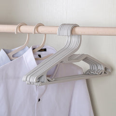 Plastic Seamless Clothes Hanger For Clothes Hanging Clothes Rack